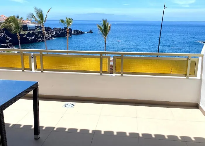 Front Line Tenerife Puerto de Santiago (Tenerife)